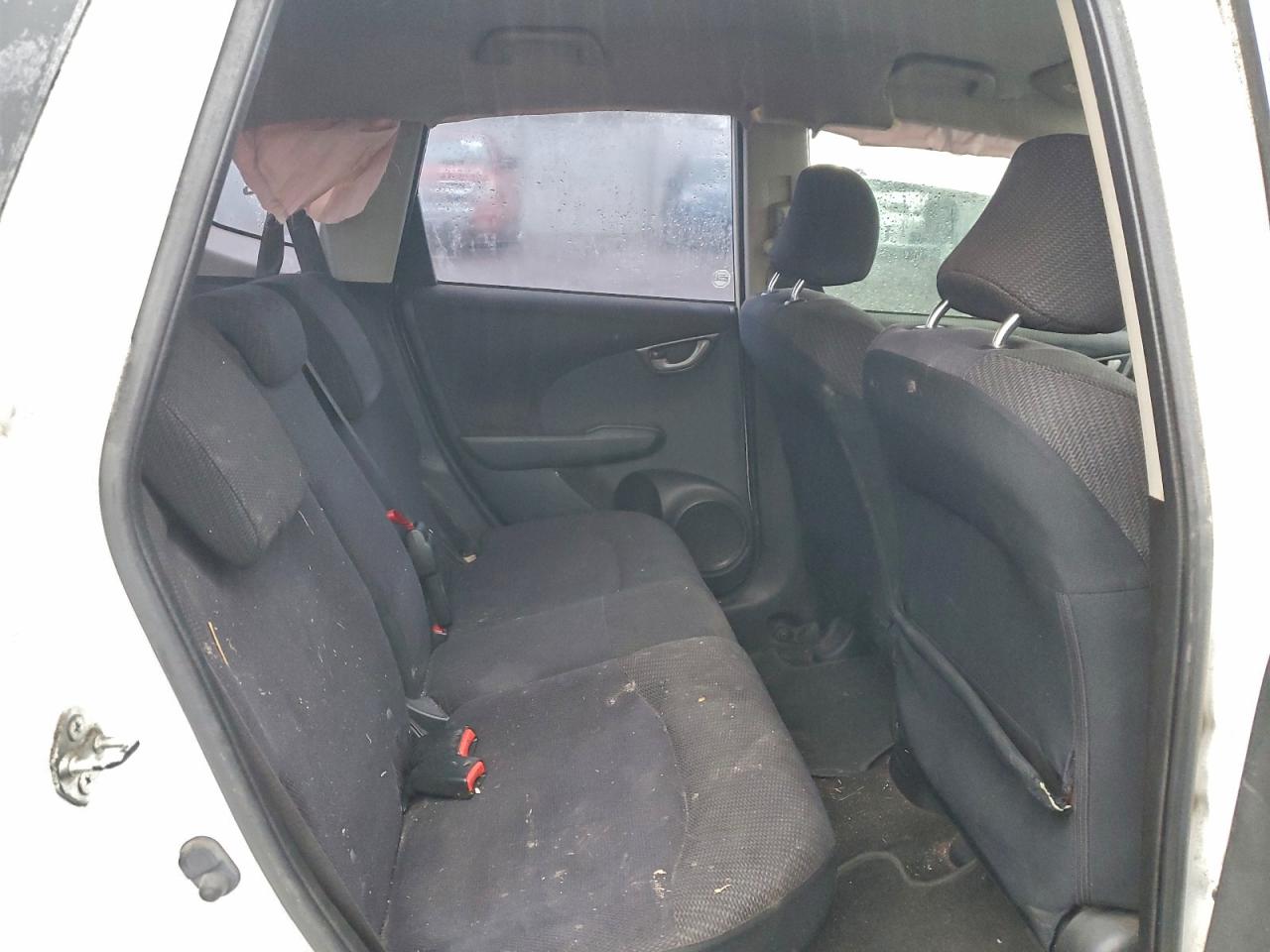 2013 Honda Fit Sport VIN: JHMGE8H52DC002690 Lot: 94177085