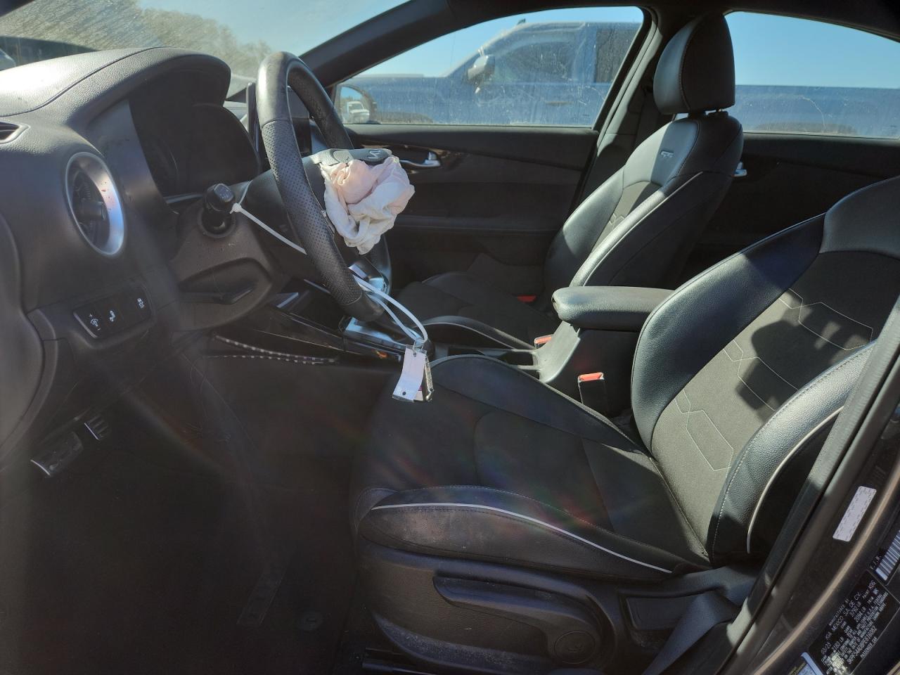 2023 Kia Forte Gt Line VIN: 3KPF54AD8PE616082 Lot: 92013155