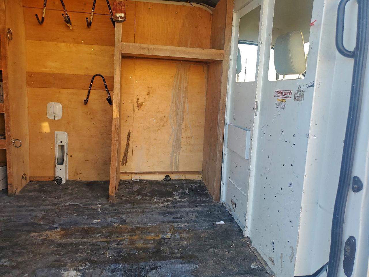 2015 Ford Transit T-250 VIN: 1FTNR2CM2FKA29650 Lot: 94129715