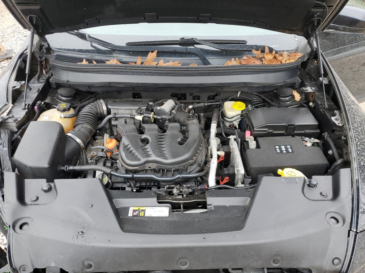 2016 Jeep Cherokee Latitude VIN: 1C4PJMCS8GW153619 Lot: 93184785