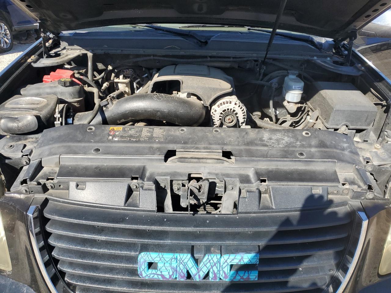 2011 GMC Yukon Xl C1500 Slt VIN: 1GKS1KE07BR310501 Lot: 90482575