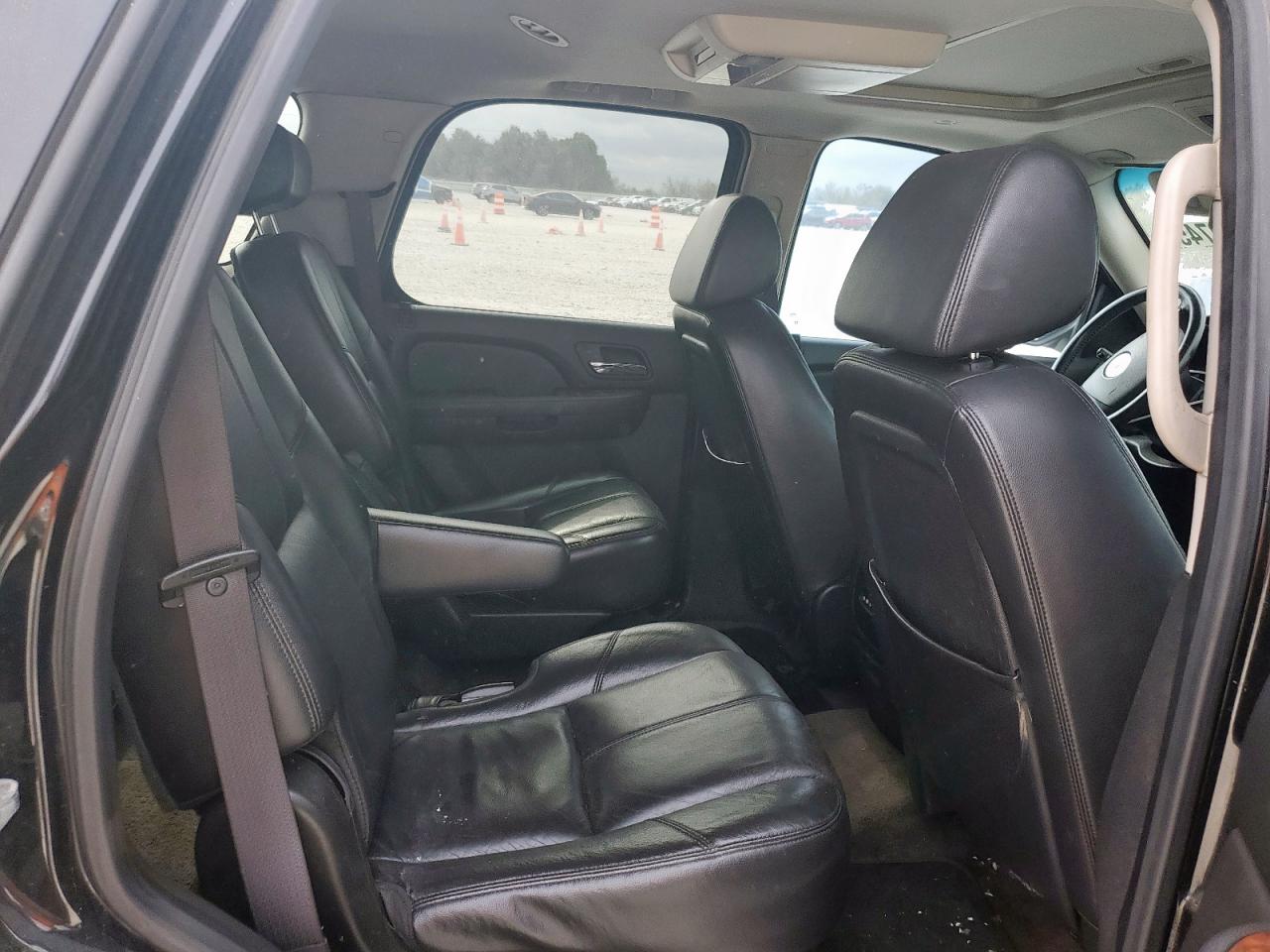 2008 Chevrolet Tahoe C1500 VIN: 1GNFC13018R158137 Lot: 92709745