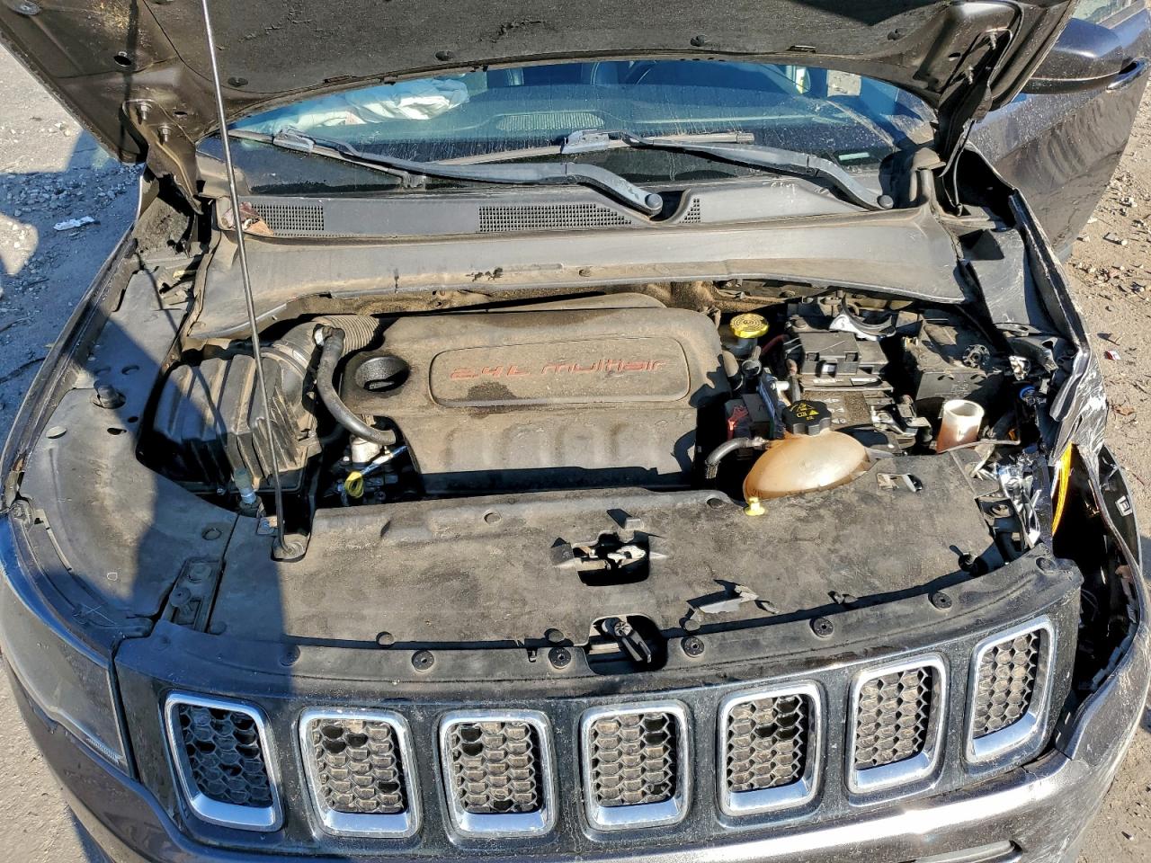 2018 Jeep Compass Latitude VIN: 3C4NJCBB0JT344239 Lot: 93429645