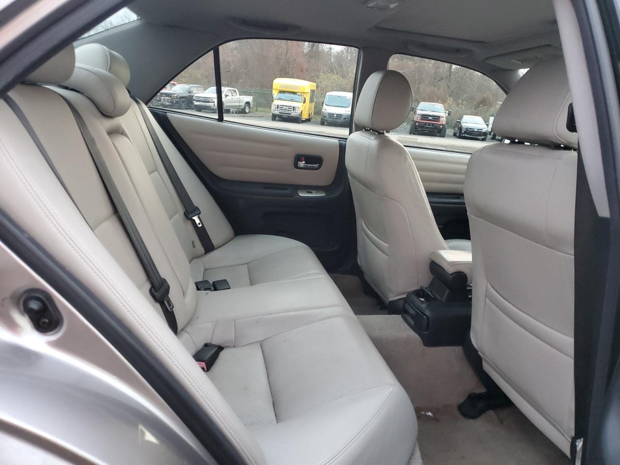 2004 Lexus Is 300 VIN: JTHBD192840092261 Lot: 92601375