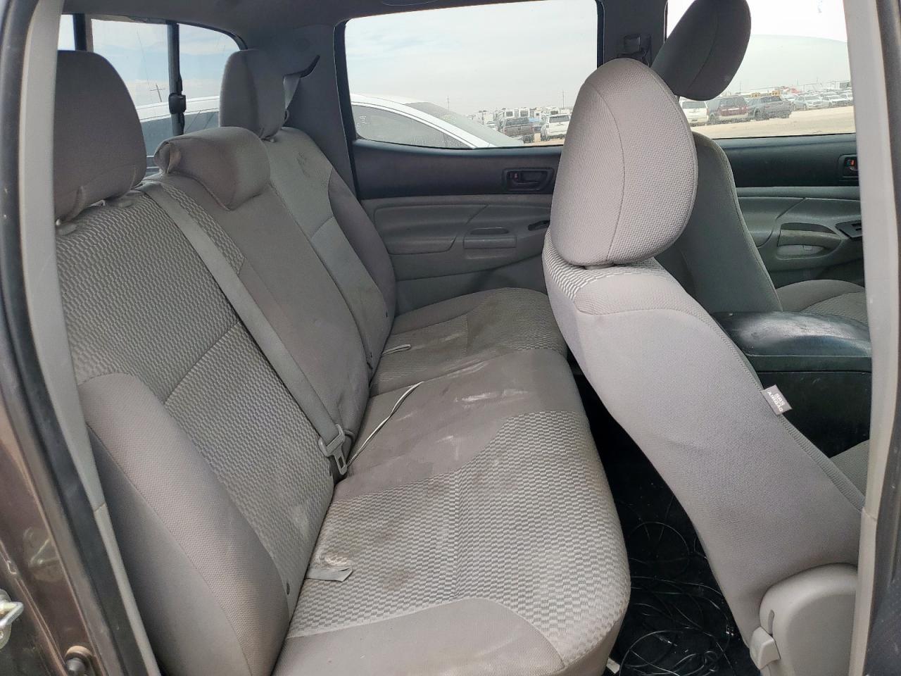 2014 Toyota Tacoma Double Cab VIN: 5TFLU4EN4EX090247 Lot: 93517445