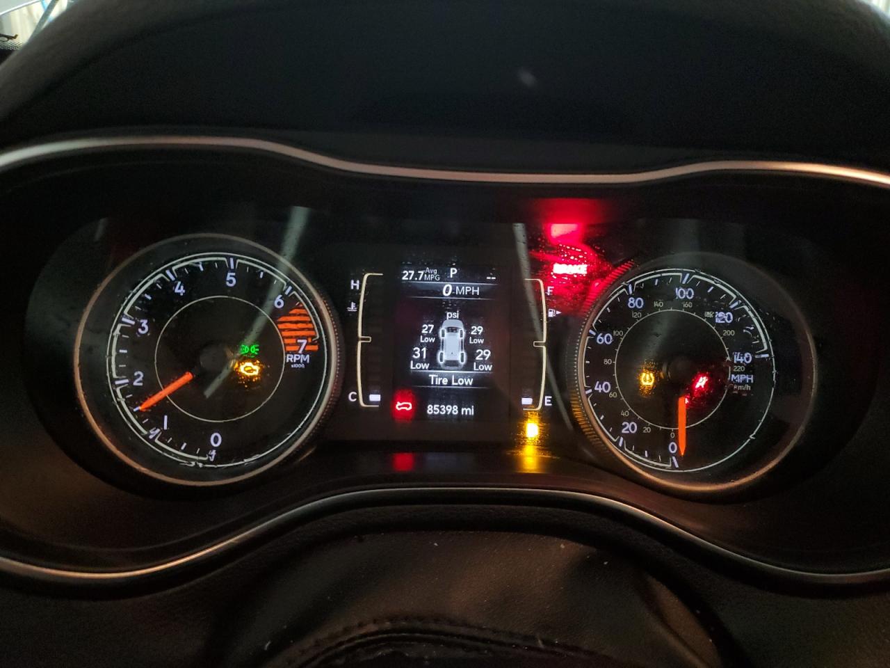 2019 Jeep Cherokee Latitude Plus VIN: 1C4PJMLB6KD276811 Lot: 92108155