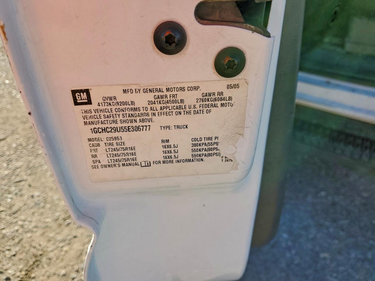 2005 Chevrolet Silverado C2500 Heavy Duty VIN: 1GCHC29U55E306777 Lot: 94464615