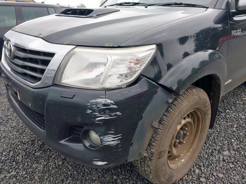 2014 TOYOTA HILUX INVINCIBLE D/CAB PICK UP 3.0 D-4D 4WD 171 AUTO