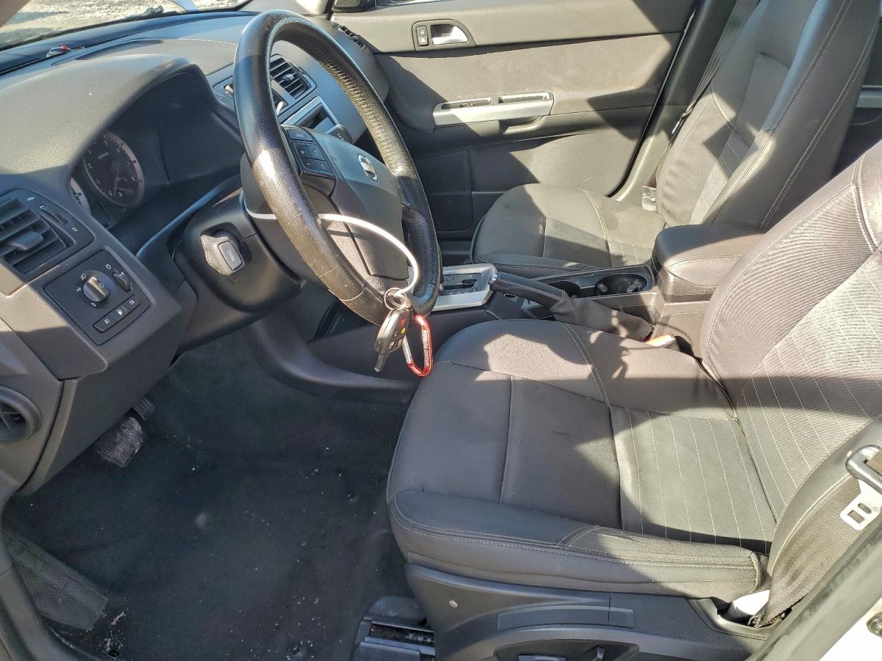 2005 Volvo S40 2.4I VIN: YV1MS382752088215 Lot: 94535645