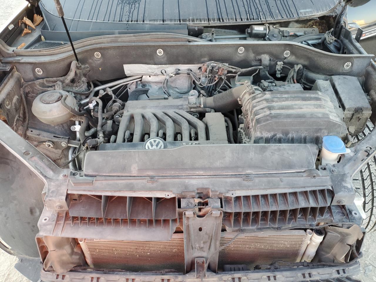 2018 Volkswagen Atlas Sel VIN: 1V2MR2CA4JC561811 Lot: 93298475