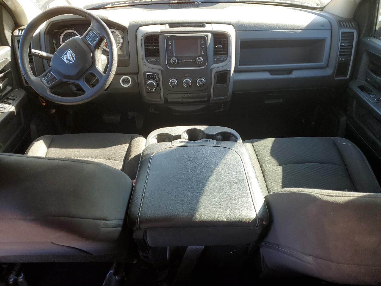 2019 Ram 1500 Classic Tradesman VIN: 1C6RR6FT3KS528499 Lot: 92590435