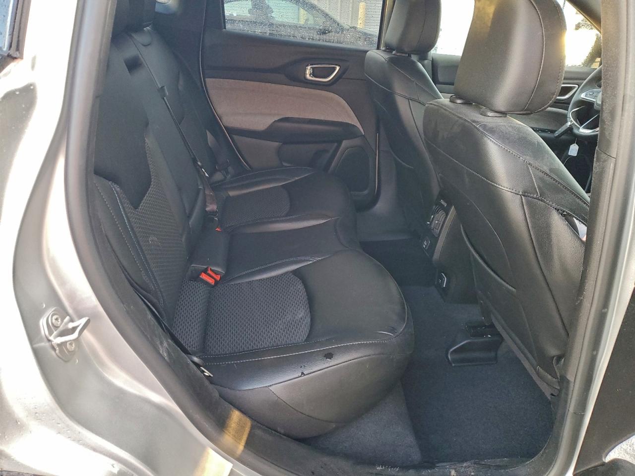 2025 Jeep Compass Latitude VIN: 3C4NJDBN0ST534057 Lot: 94305105