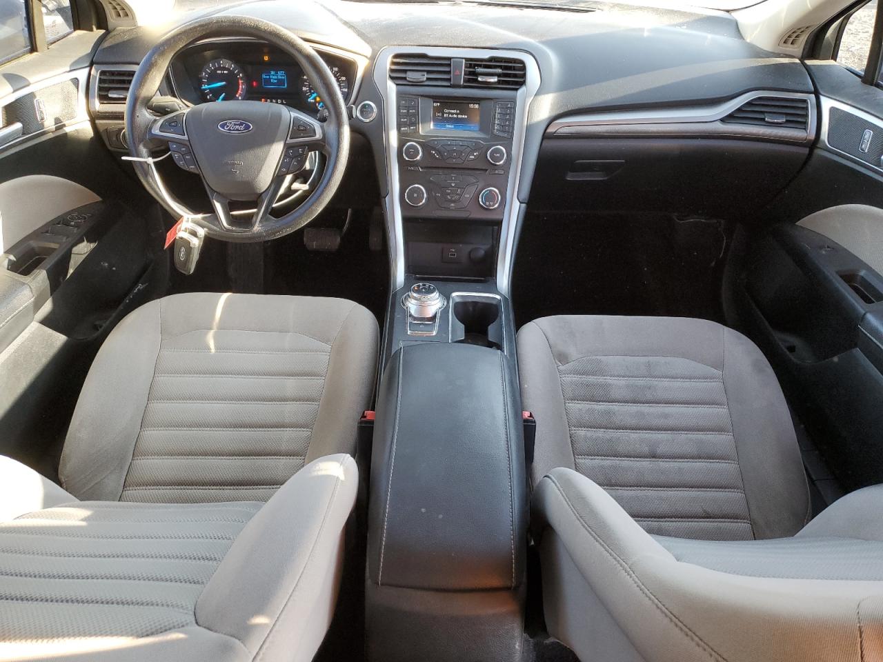 2017 Ford Fusion S VIN: 3FA6P0G79HR170481 Lot: 92682955