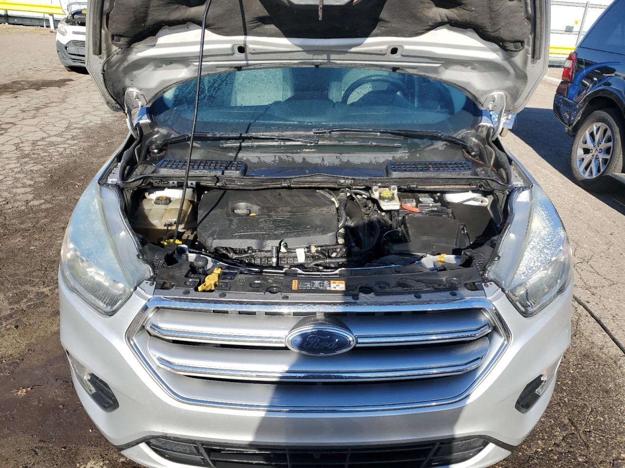 2017 Ford Escape Se VIN: 1FMCU9GD3HUF06582 Lot: 93169745