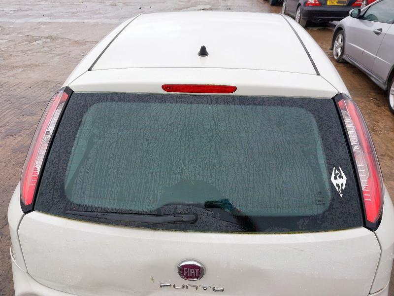 2014 FIAT PUNTO 1.2 EASY 5DR