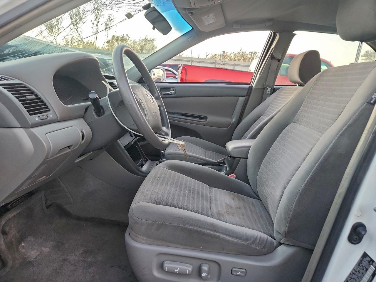 2005 Toyota Camry Le VIN: 4T1BE30K55U616897 Lot: 94791785