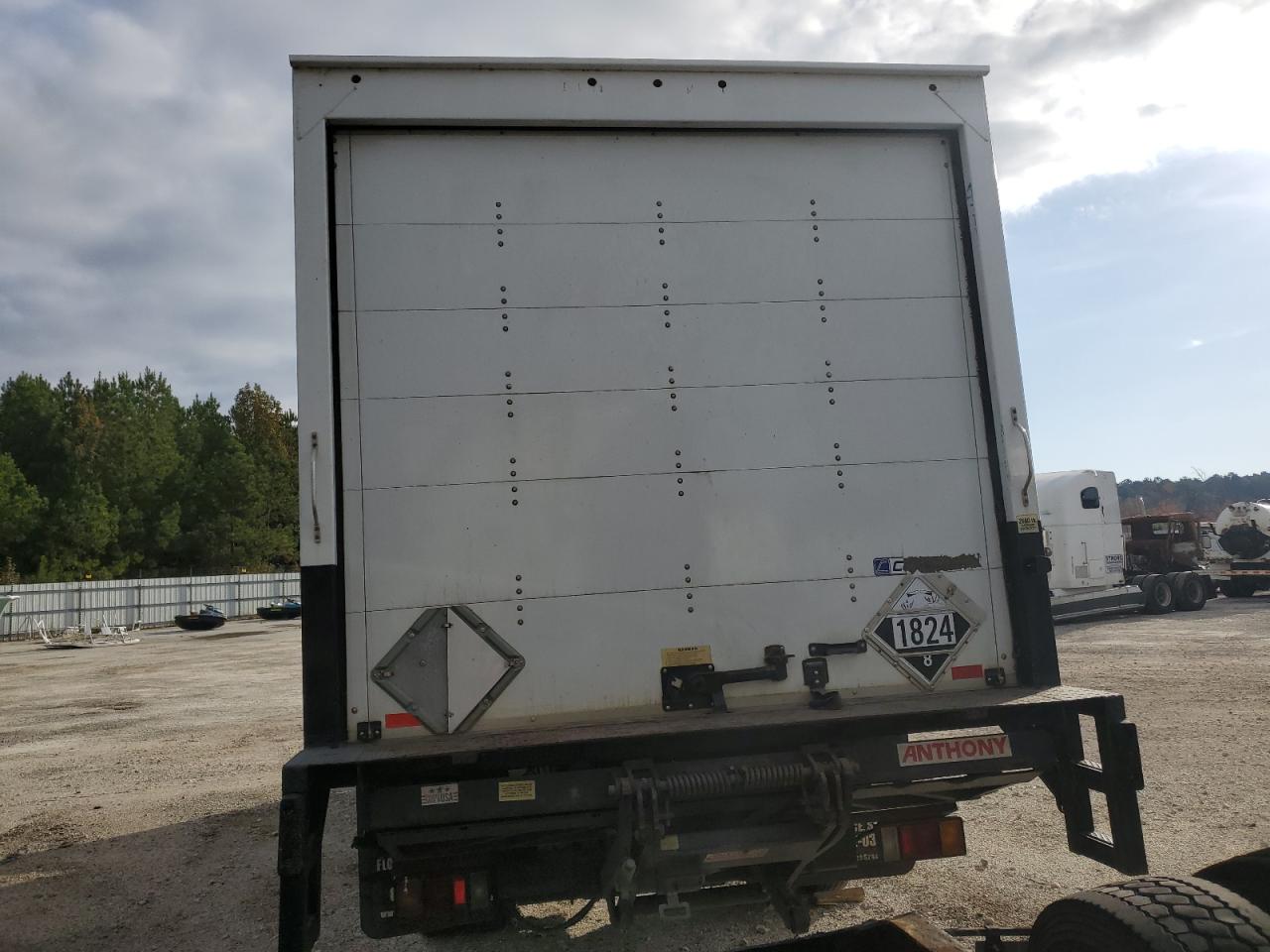 2020 Isuzu Ftr Box Truck VIN: JALC4W150L7011808 Lot: 69590475