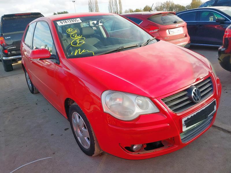 2005 VOLKSWAGEN POLO 1.4 S 75 3DR AUTO