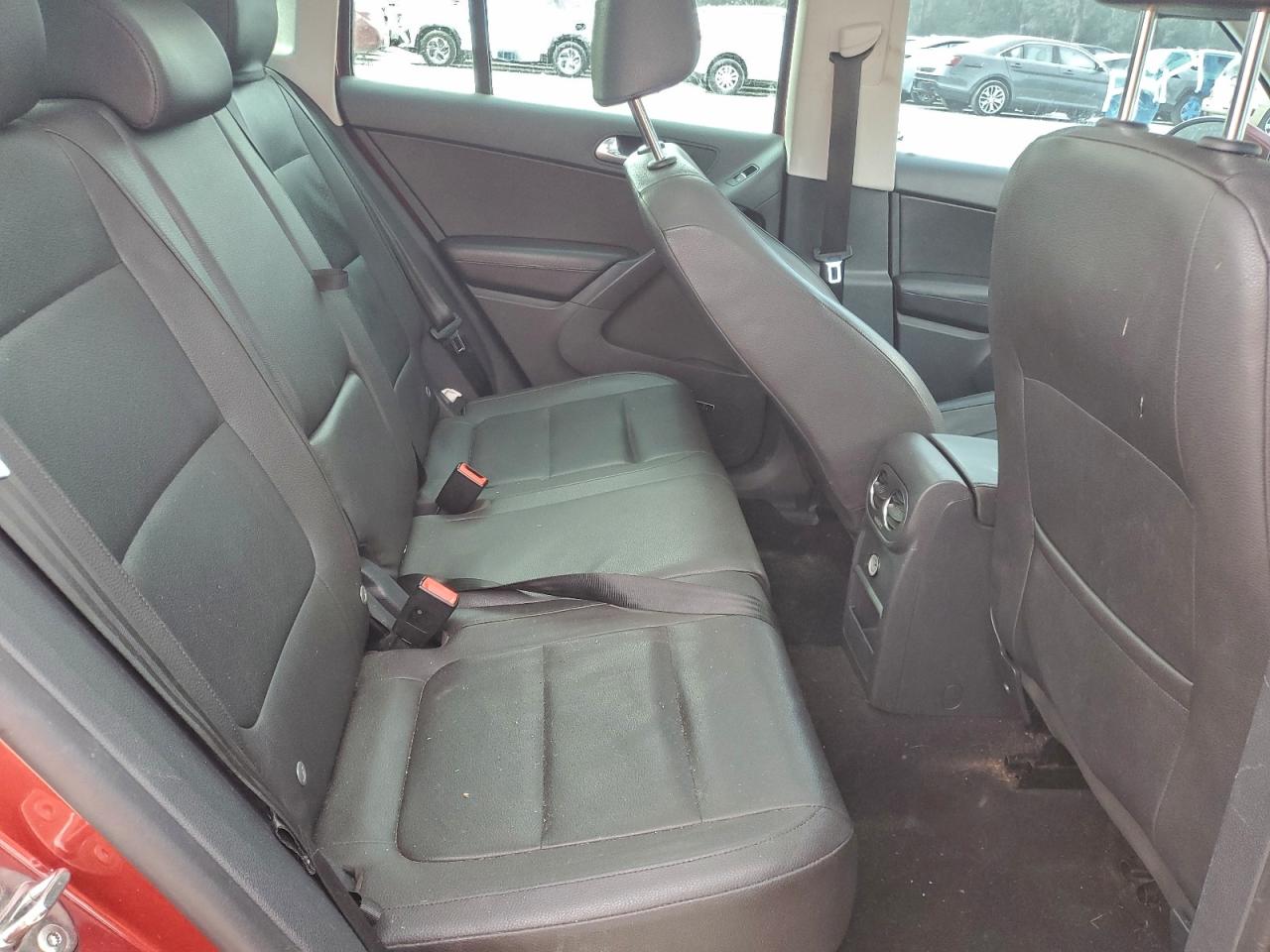 2015 Volkswagen Tiguan S VIN: WVGAV7AX2FW109197 Lot: 94728365