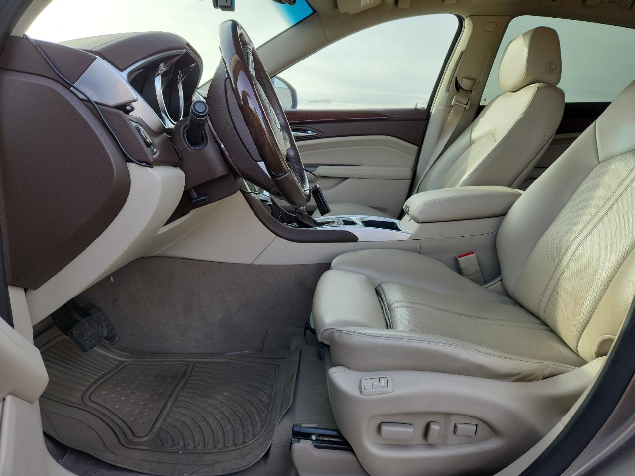 2012 Cadillac Srx Luxury Collection VIN: 3GYFNDE39CS512725 Lot: 92723045