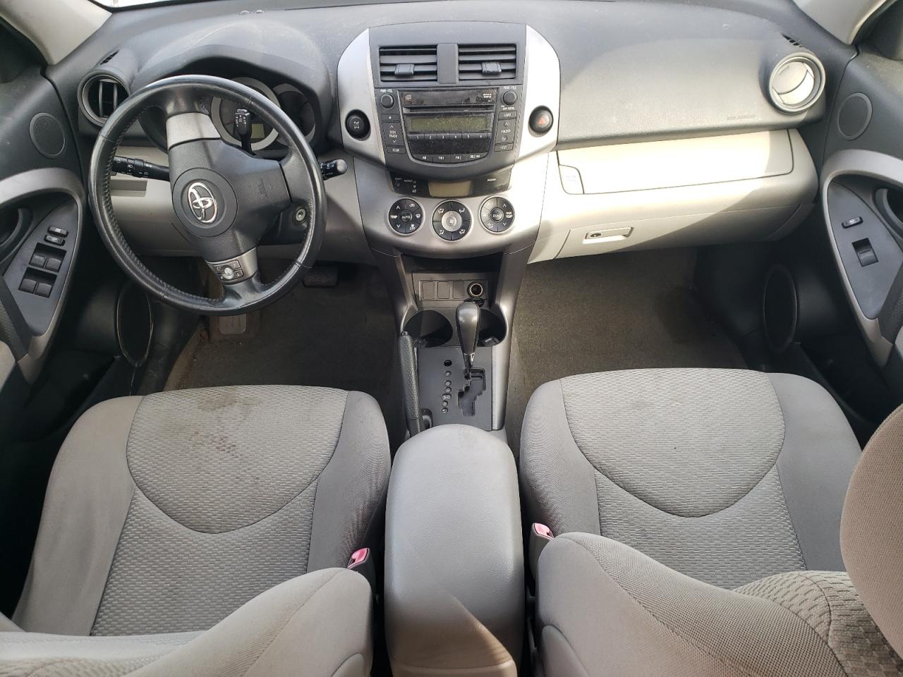 2007 Toyota Rav4 Limited VIN: JTMBD31V675078935 Lot: 92951525