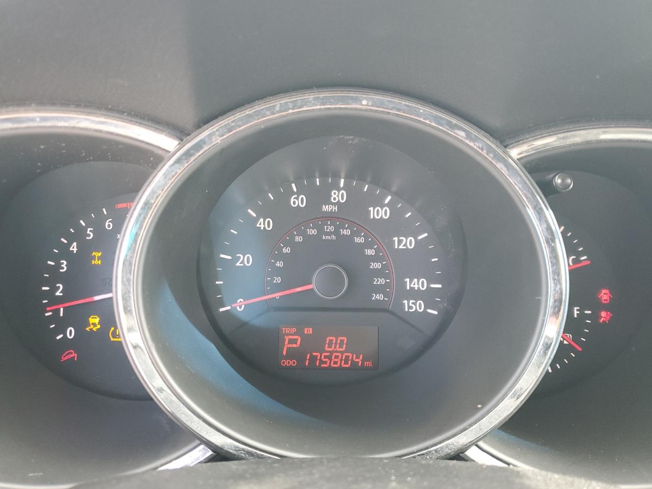 2011 Kia Sorento Base VIN: 5XYKTCA11BG024751 Lot: 92596785