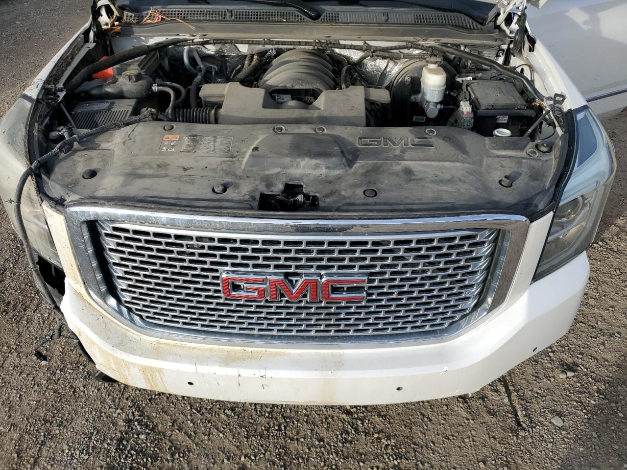 2016 GMC Yukon Xl Denali VIN: 1GKS2HKJ3GR201120 Lot: 92434745