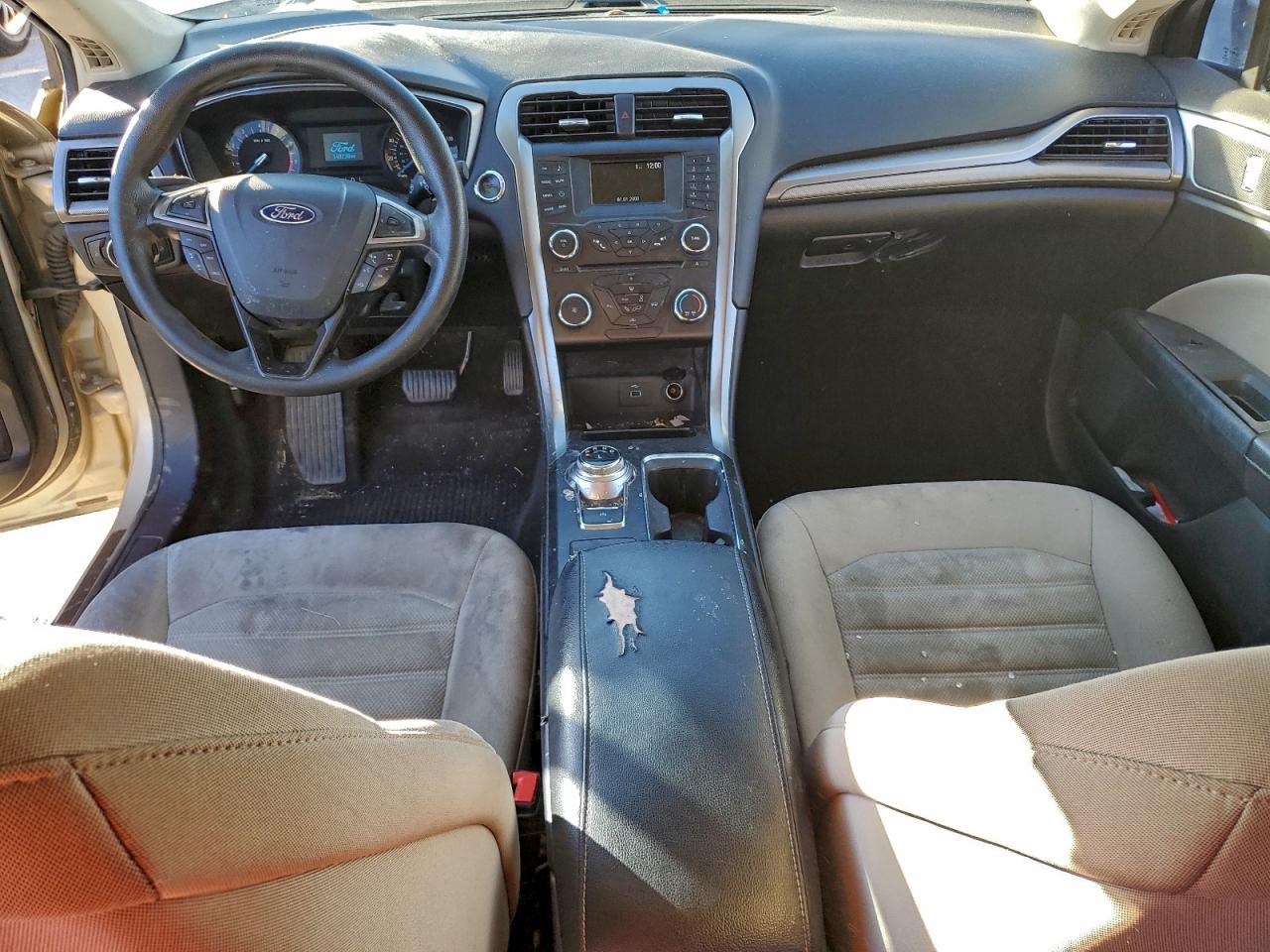 2017 Ford Fusion S VIN: 3FA6P0G77HR141187 Lot: 94655415