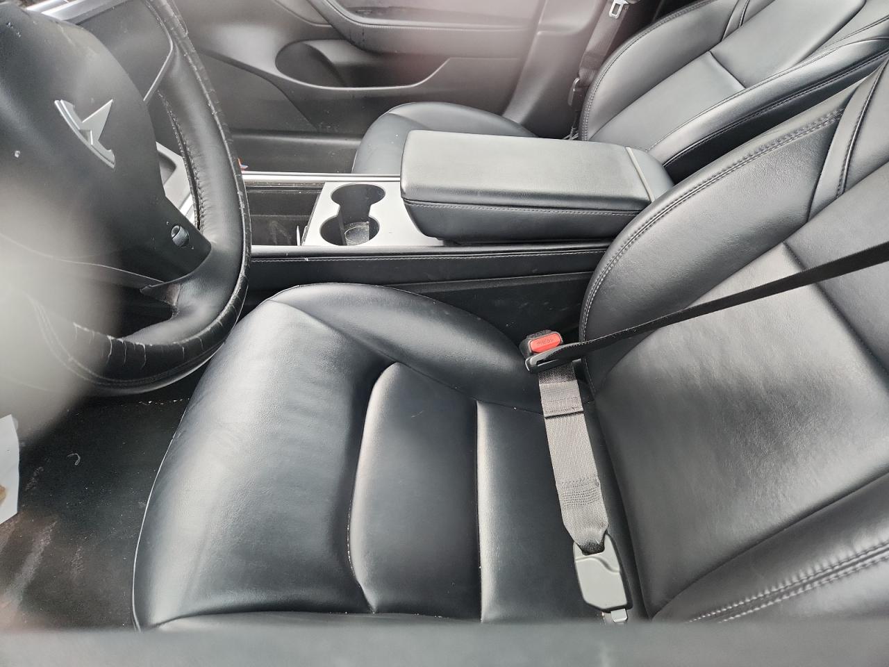 2022 Tesla Model 3 VIN: 5YJ3E1EA5NF369709 Lot: 93617485