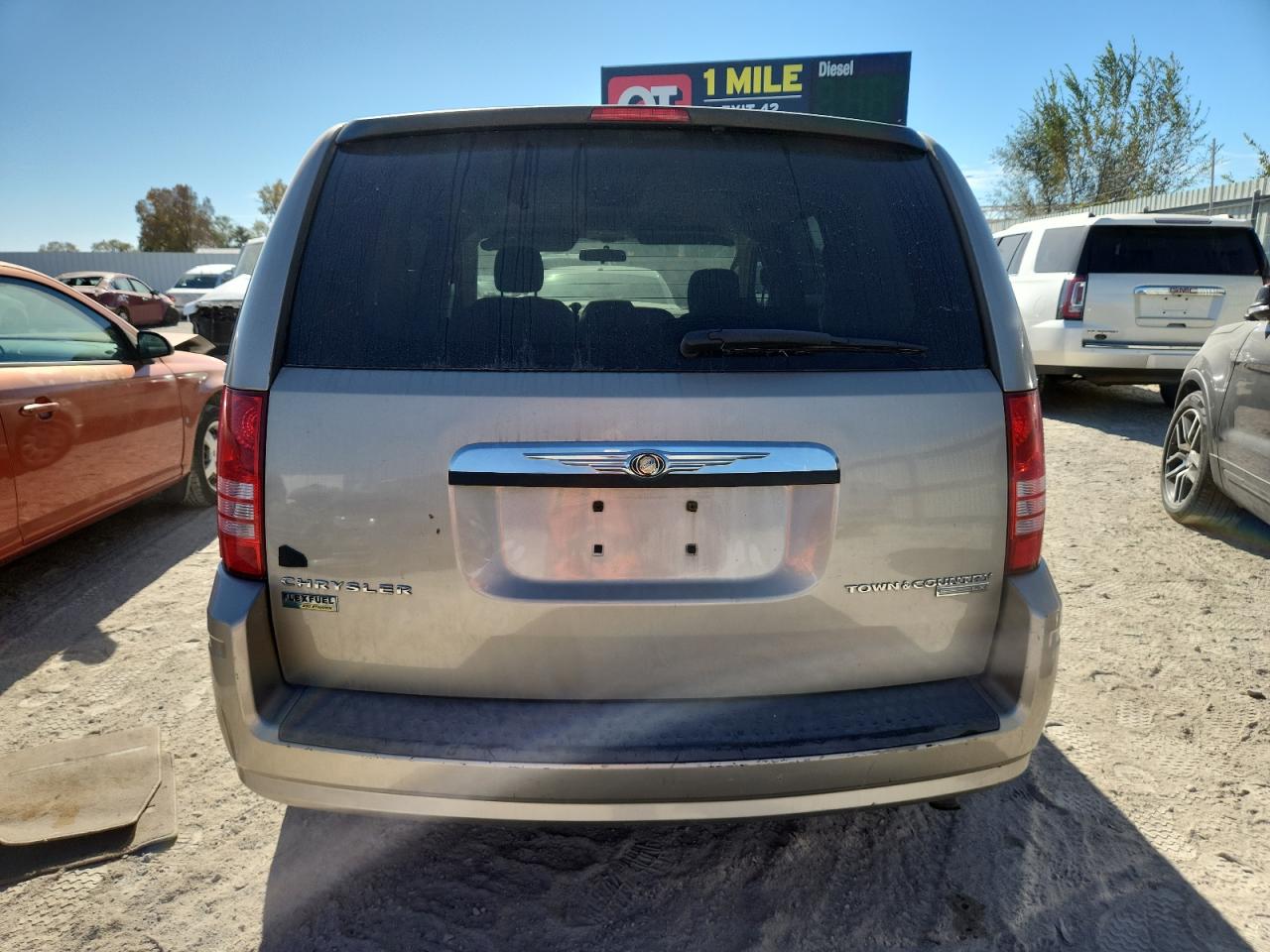 2009 Chrysler Town & Country Lx VIN: 2A8HR44E99R577448 Lot: 91628085