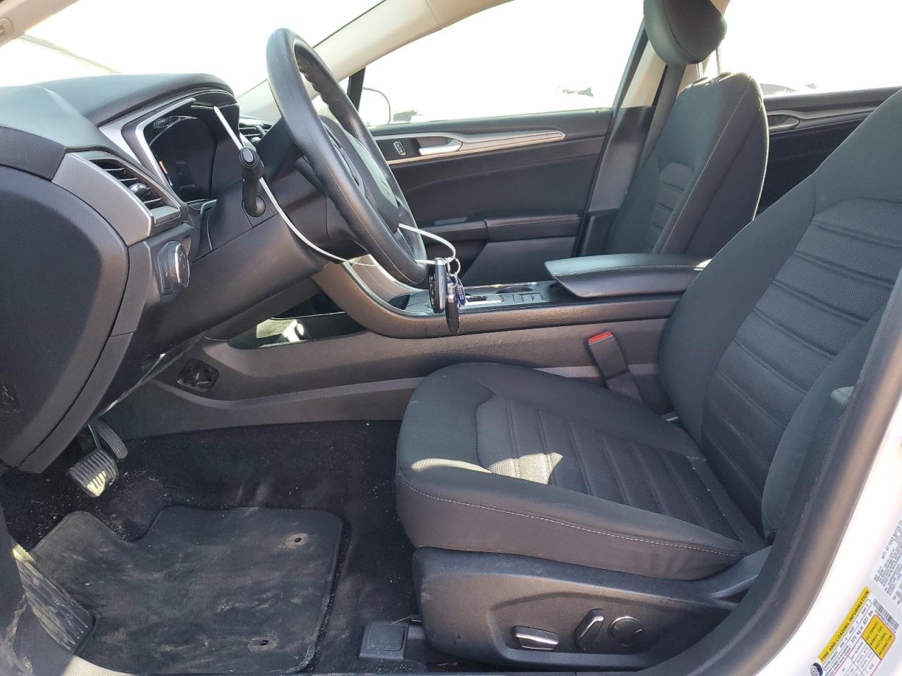 2020 Ford Fusion Se VIN: 3FA6P0HD3LR123234 Lot: 92397165