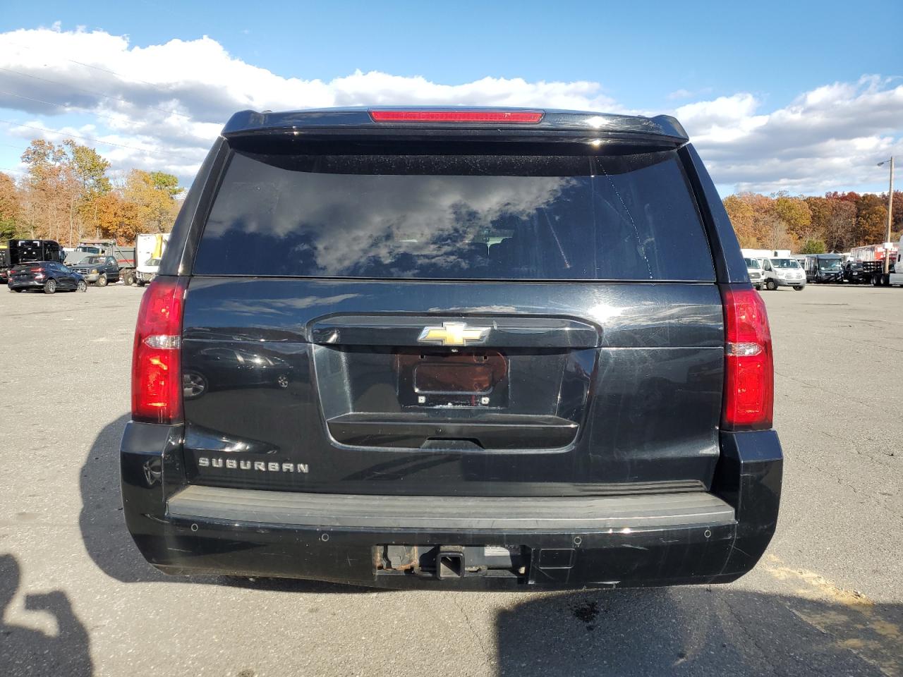 2019 Chevrolet Suburban K1500 Lt VIN: 1GNSKHKC9KR189049 Lot: 91936855