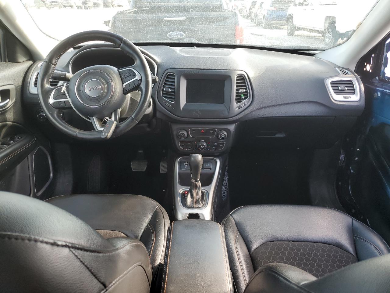 2020 Jeep Compass Latitude VIN: 3C4NJCBB7LT115043 Lot: 92939515