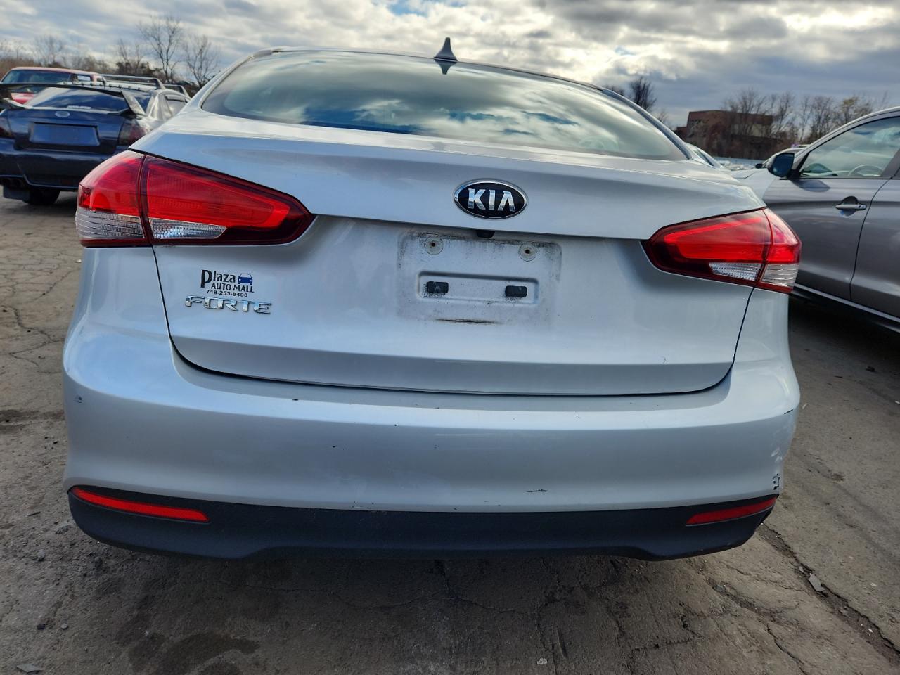 2017 Kia Forte Lx VIN: 3KPFL4A79HE087128 Lot: 92698255
