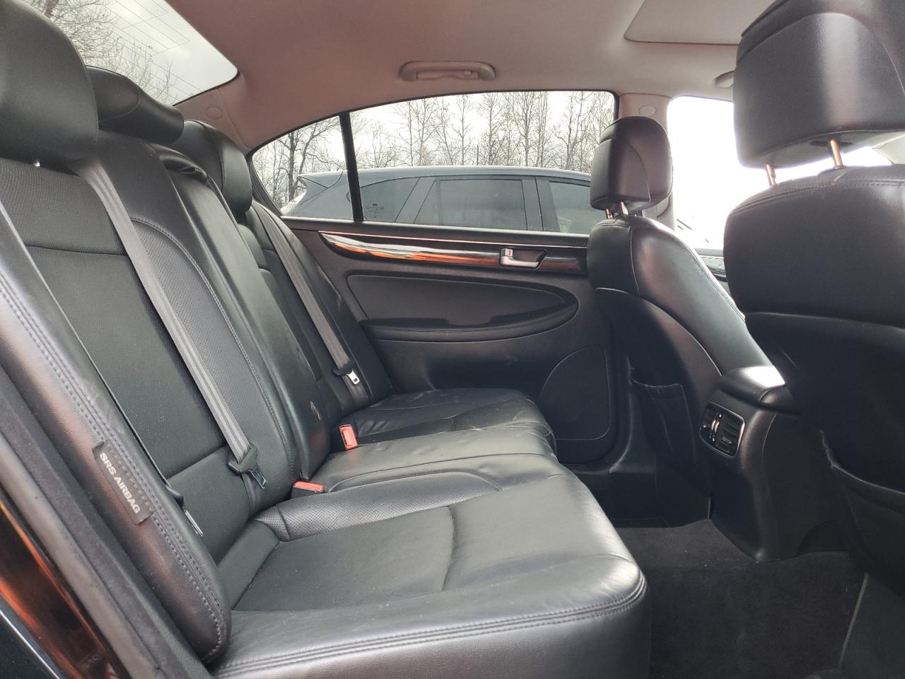 2013 Hyundai Genesis 3.8L VIN: KMHGC4DD2DU220454 Lot: 90321465