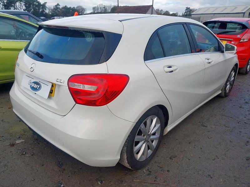 2015 MERCEDES-BENZ A CLASS A180 CDI ECO SE 5DR