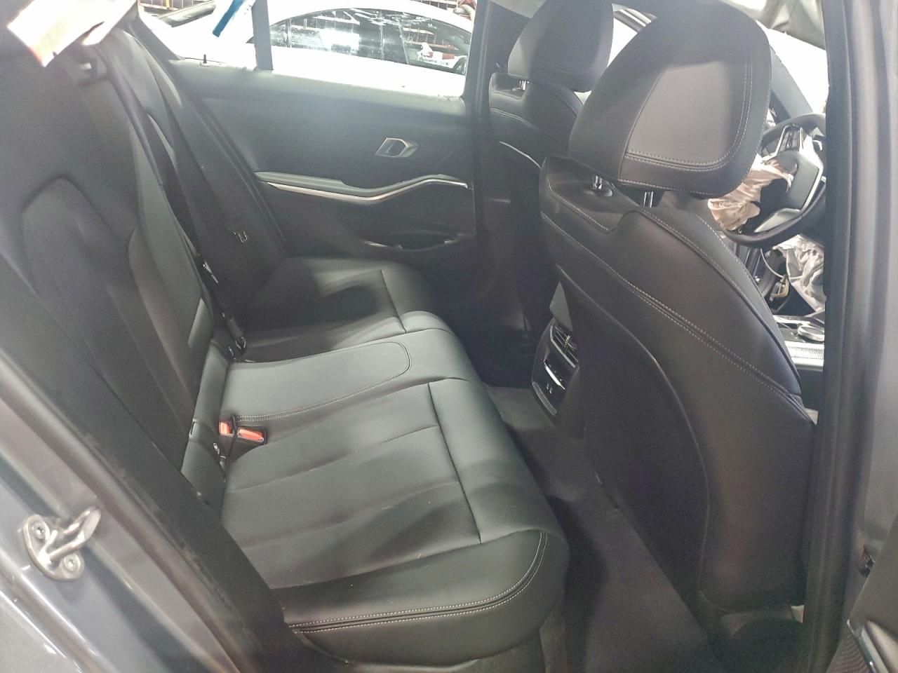 2025 BMW 330Xi VIN: 3MW89CW05S8E93262 Lot: 93915005