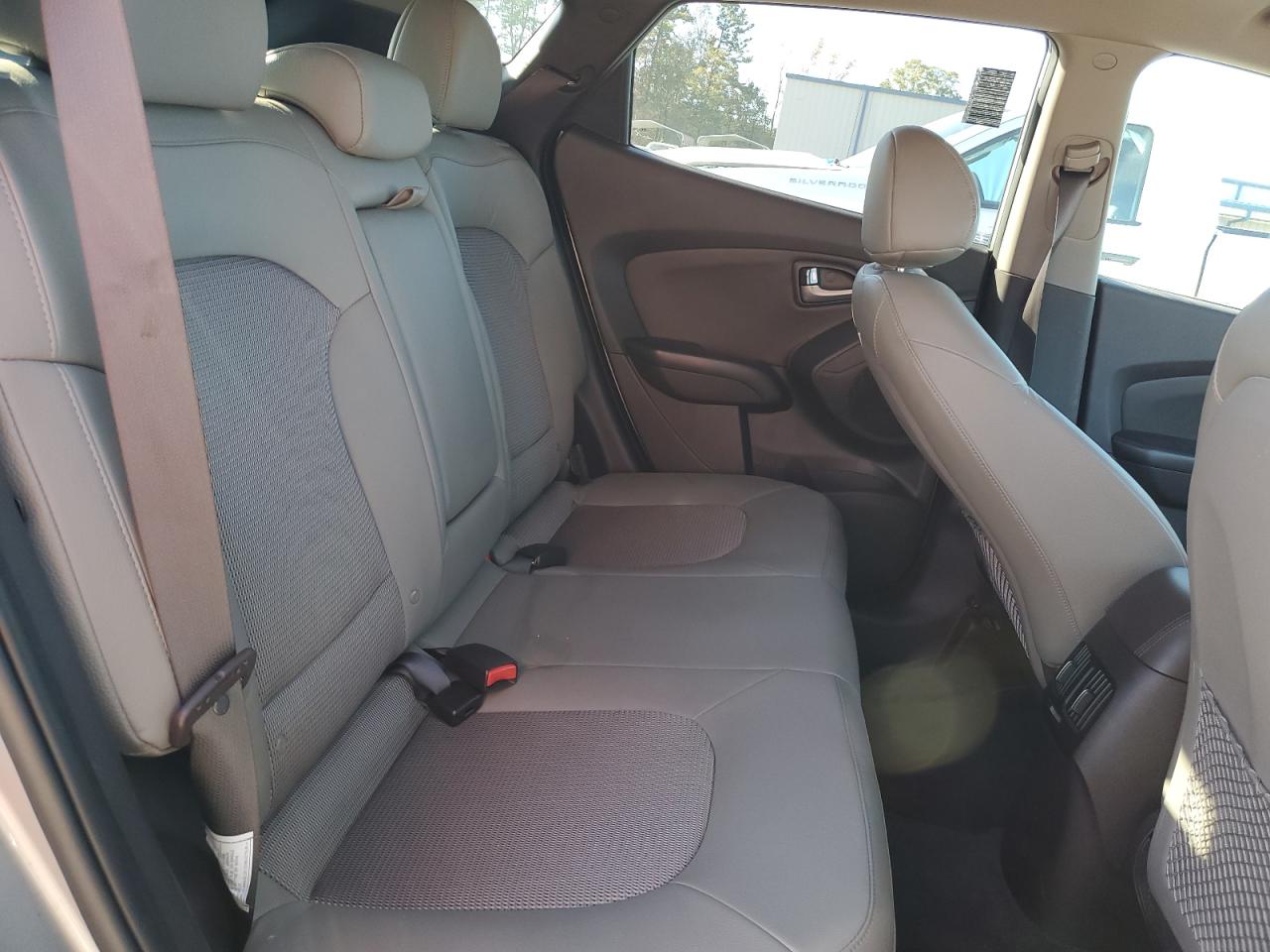 2015 Hyundai Tucson Limited VIN: KM8JU3AG6FU111073 Lot: 92055775