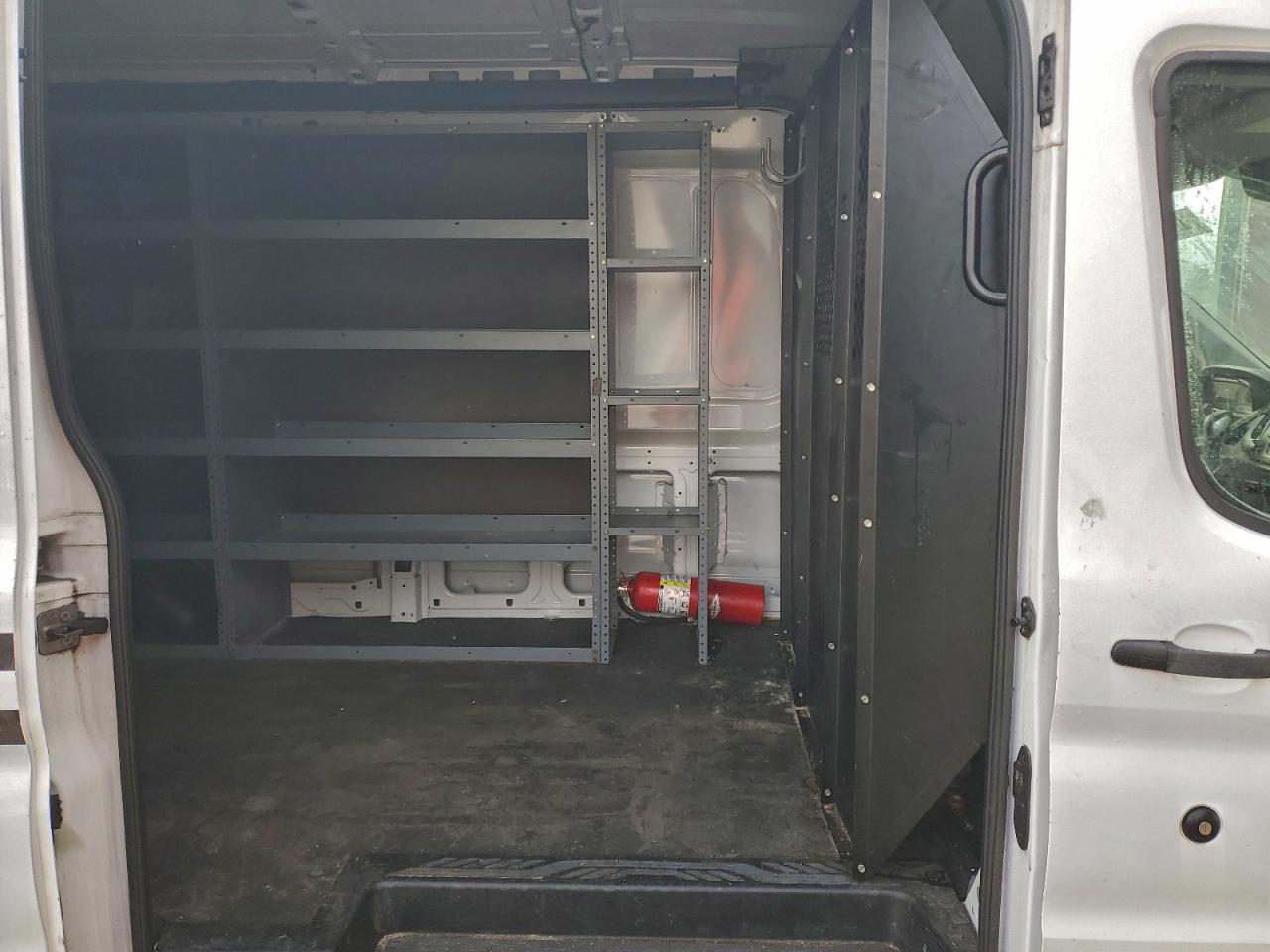 2018 Ford Transit Delivery Van VIN: 1FTYR2CM2JKB07821 Lot: 91610085