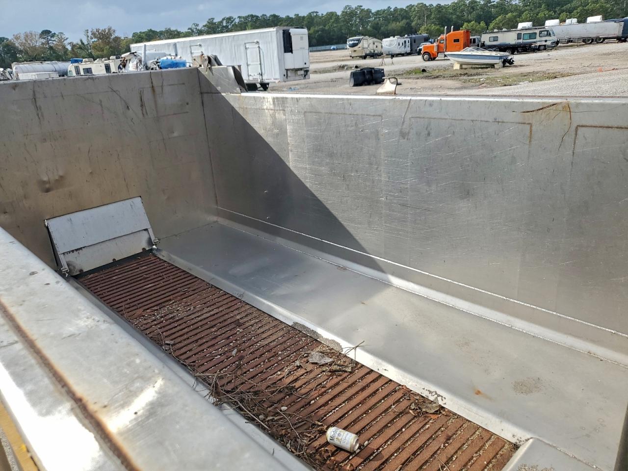 2007 International 7400 Spreader Truck VIN: 1HTWHAAT57J454138 Lot: 94543315