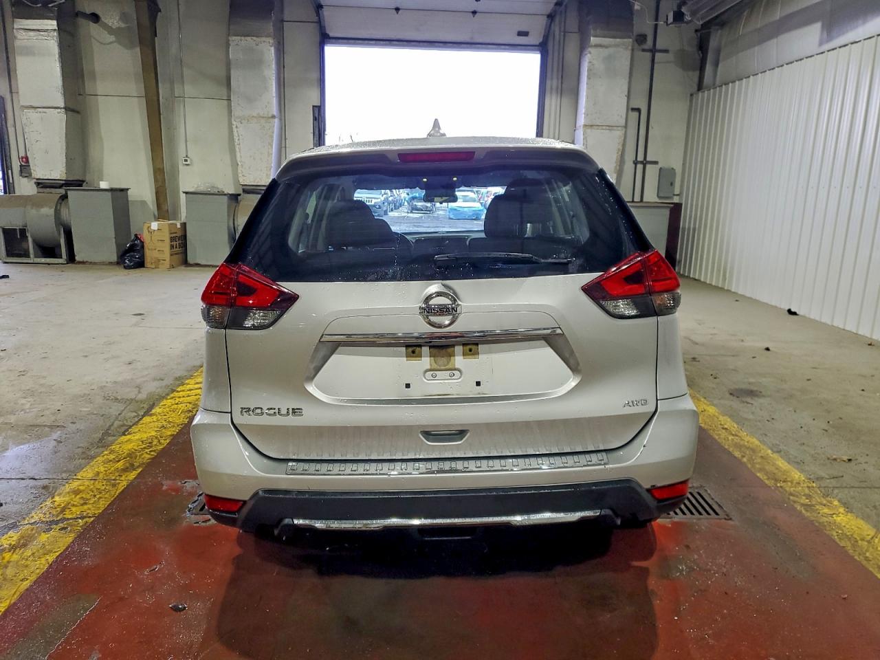 2017 Nissan Rogue S VIN: JN8AT2MV7HW263631 Lot: 94630965