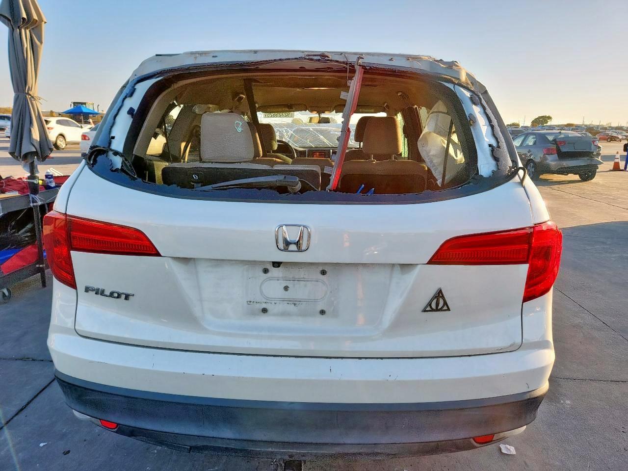 2017 Honda Pilot Lx VIN: 5FNYF5H12HB037236 Lot: 92325625