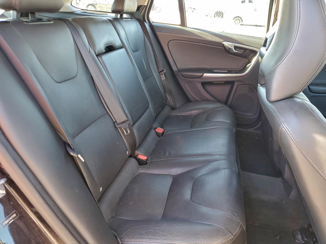 2017 Volvo V60 T5 Premier VIN: YV140MEK7H1372969 Lot: 92765245