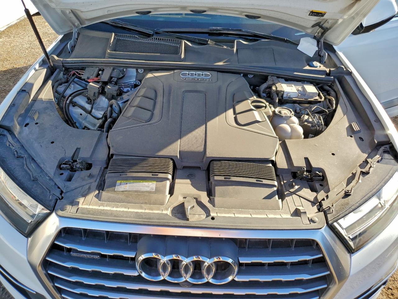 2017 Audi Q7 Prestige VIN: WA1VAAF79HD057308 Lot: 91740195