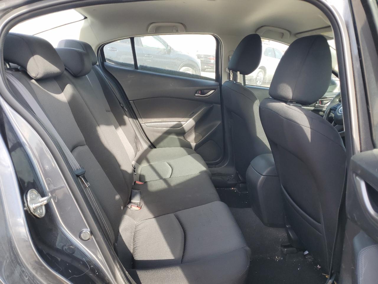 2014 Mazda 3 Sport VIN: JM1BM1U77E1215290 Lot: 92912155