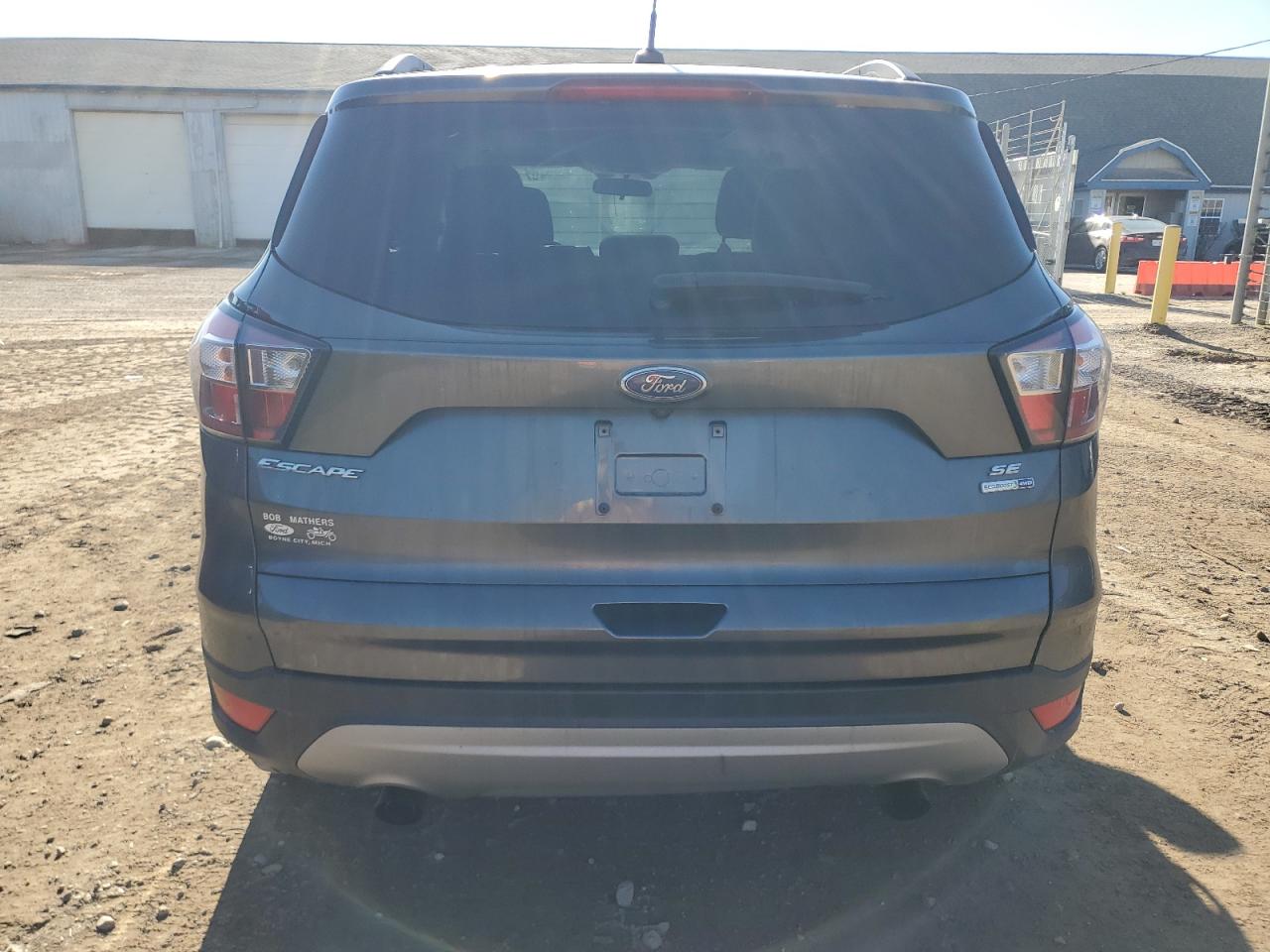 2018 Ford Escape Se VIN: 1FMCU9GD4JUB52142 Lot: 92117815