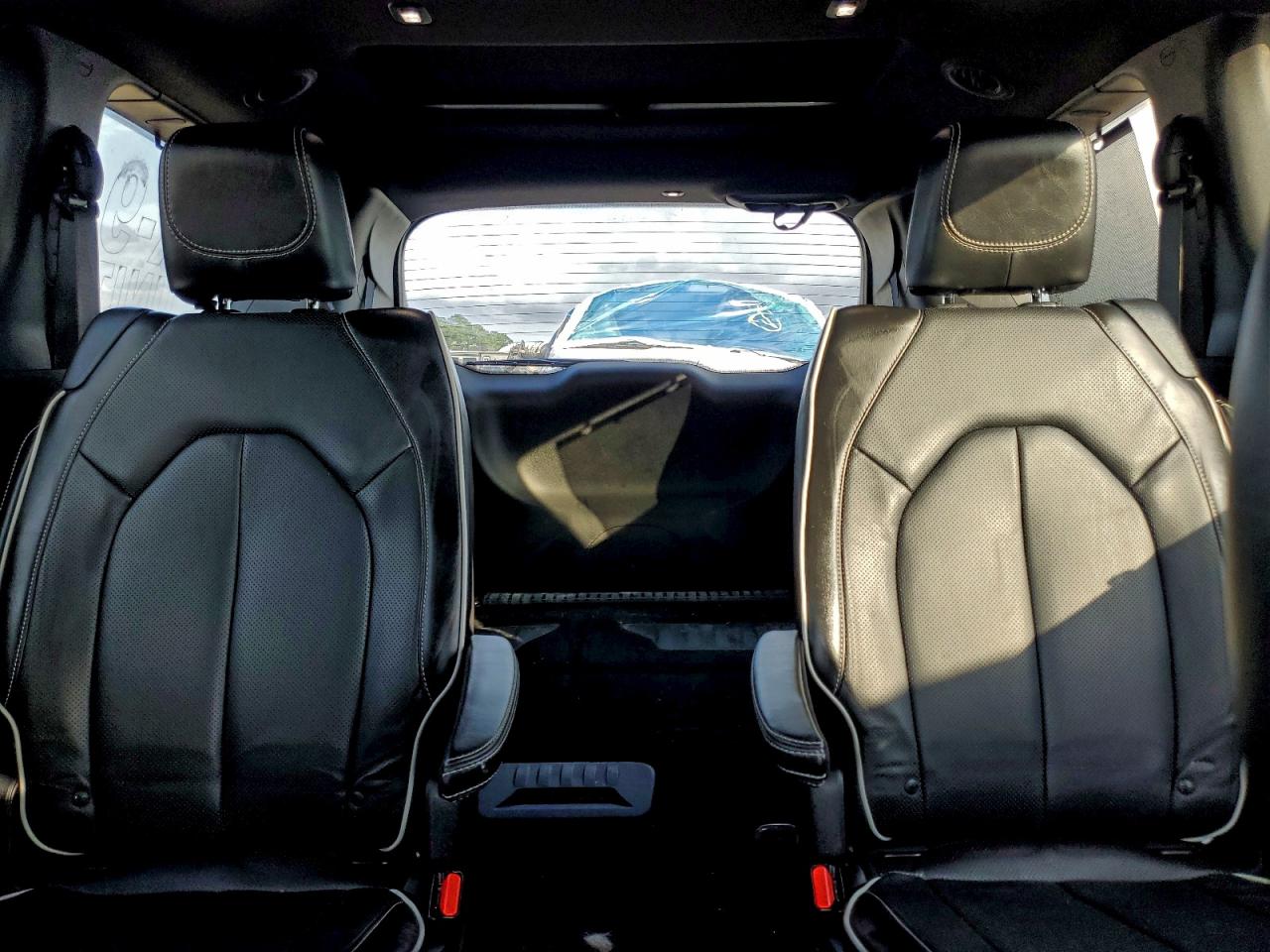 2018 Chrysler Pacifica Limited VIN: 2C4RC1GG8JR171545 Lot: 94046425