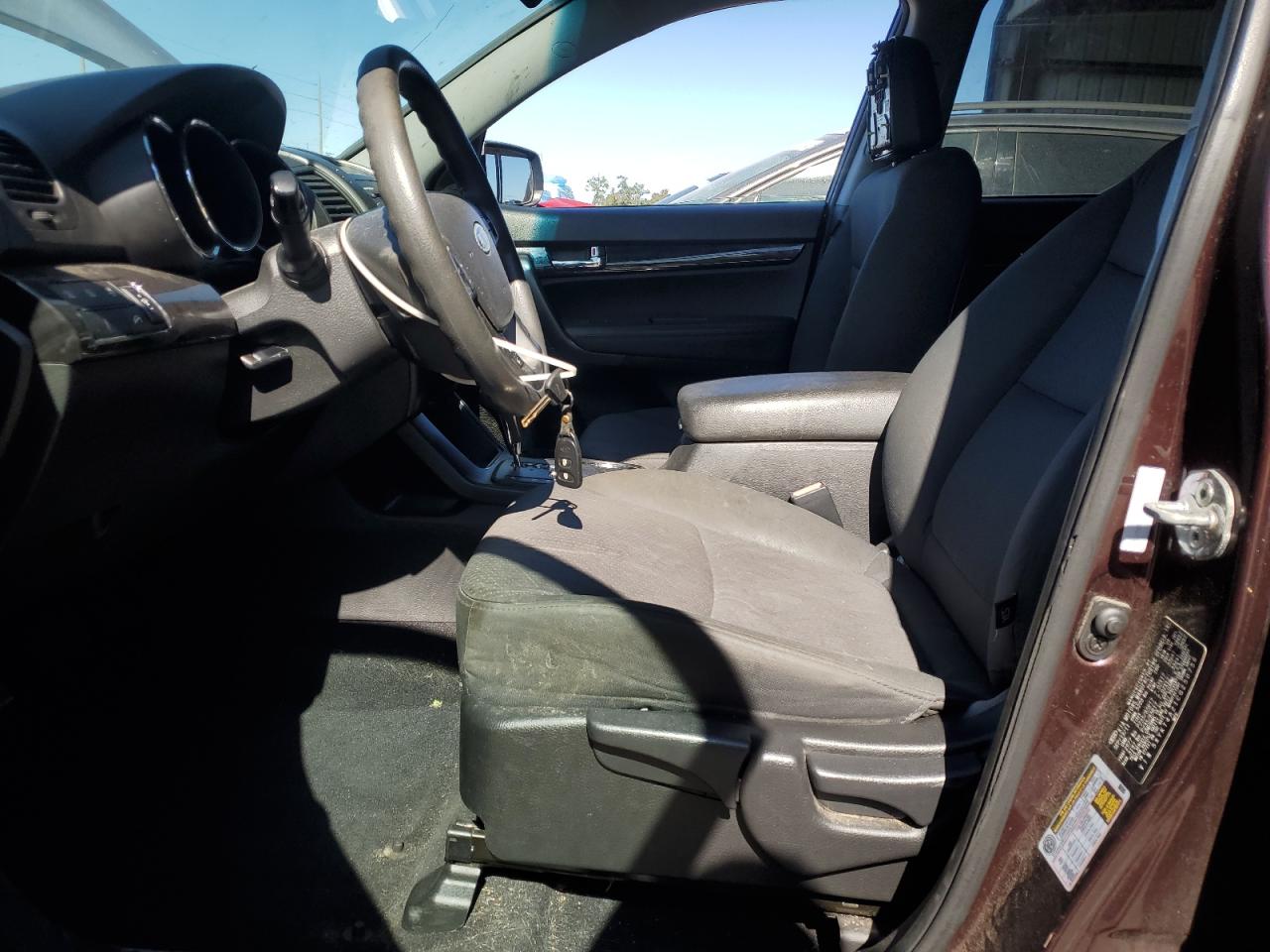 2012 Kia Sorento Base VIN: 5XYKT4A21CG250756 Lot: 92106215