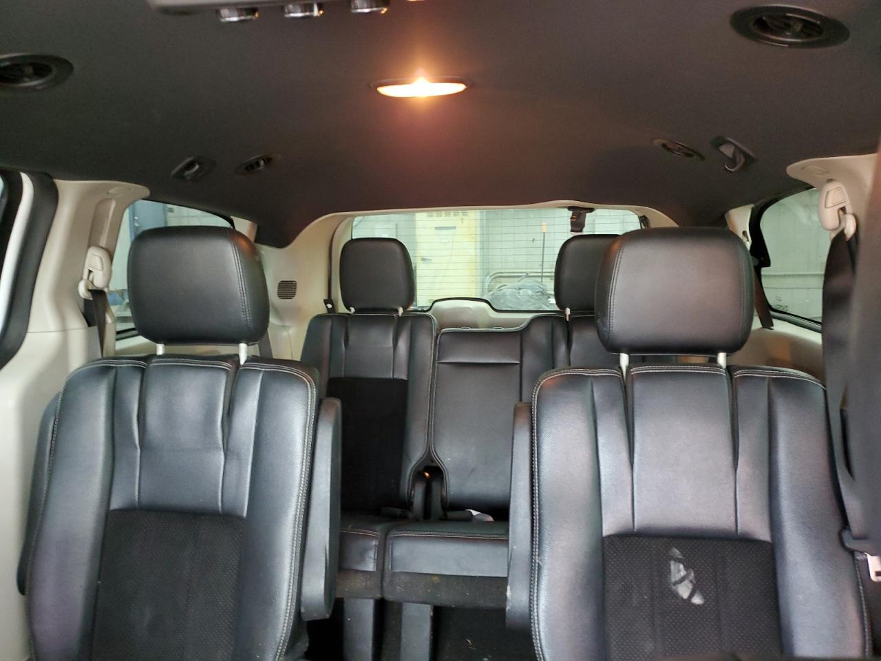 2018 Dodge Grand Caravan Sxt VIN: 2C4RDGCG8JR250042 Lot: 93047525