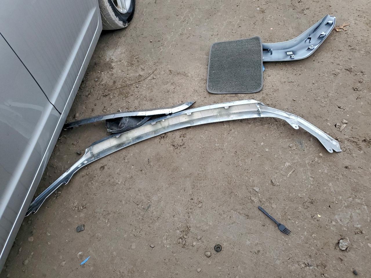 2012 Ford Fusion S VIN: 3FAHP0GA9CR365073 Lot: 93138475